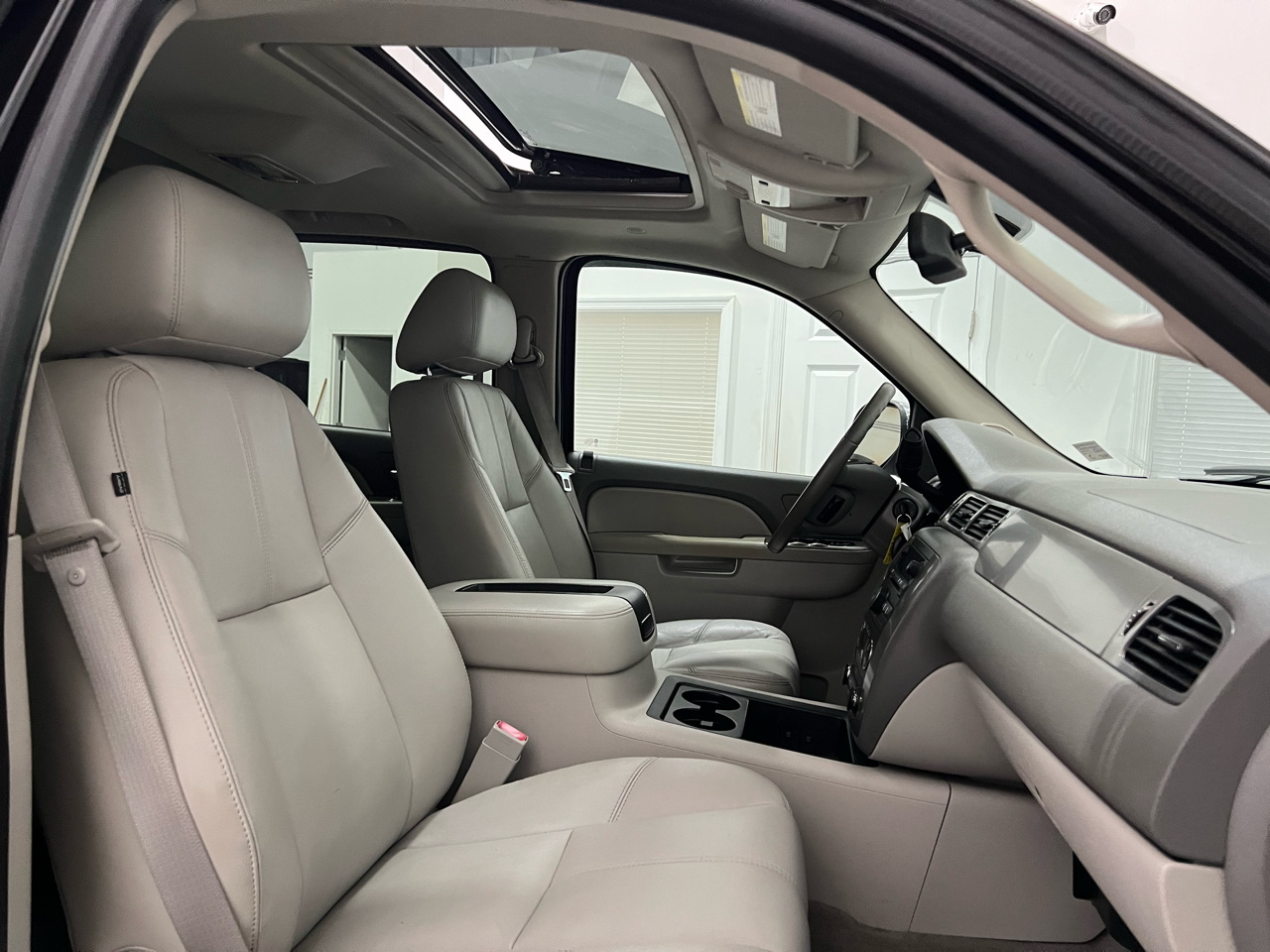 Chevrolet Avalanche LT 4WD 2010 Chevrolet Avalanche LT 4WD 2010