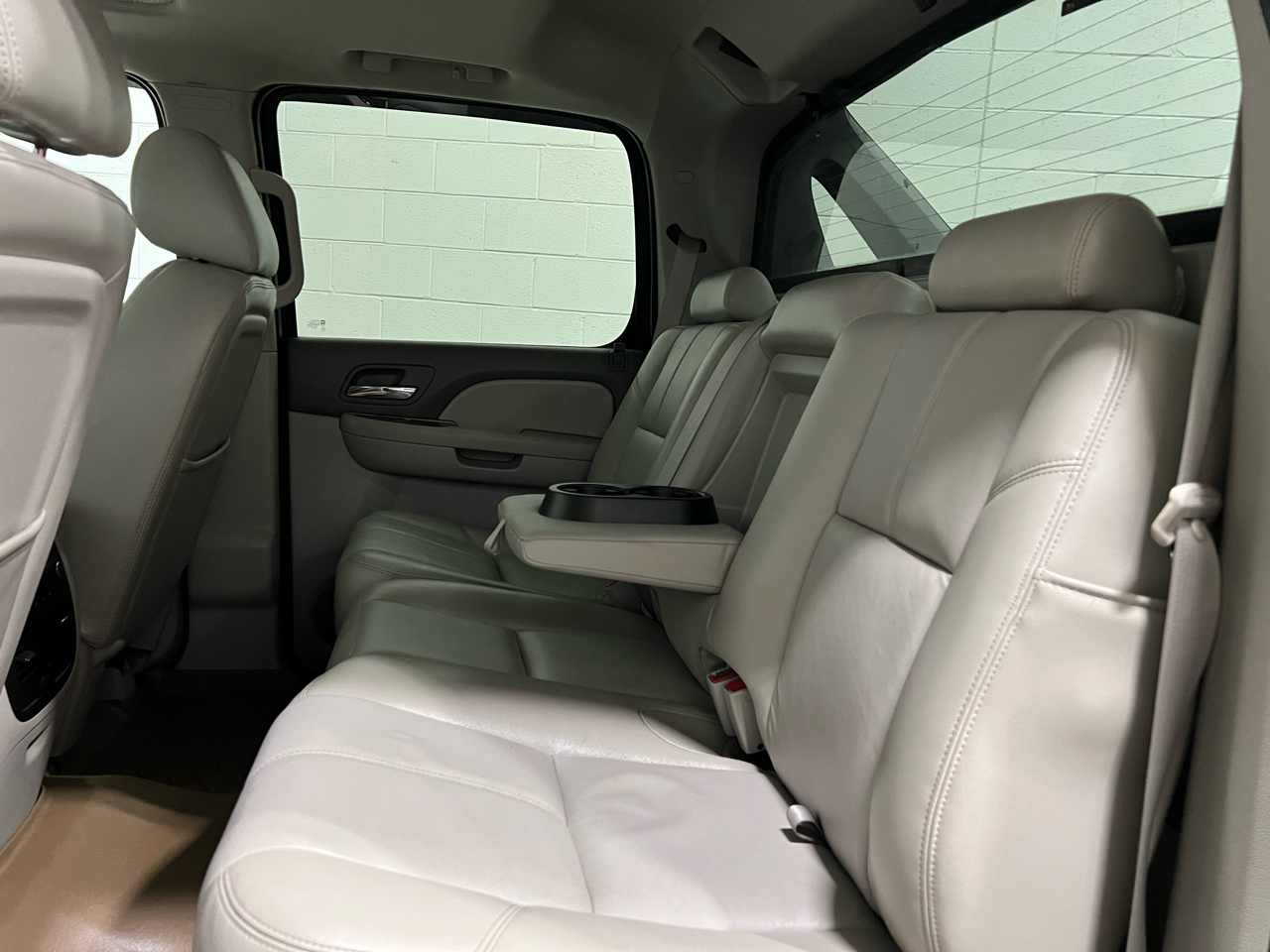 Chevrolet Avalanche LT 4WD 2010 Chevrolet Avalanche LT 4WD 2010