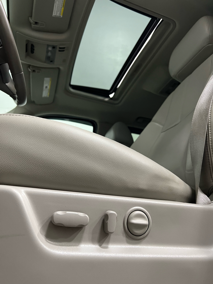 Chevrolet Avalanche LT 4WD 2010 Chevrolet Avalanche LT 4WD 2010