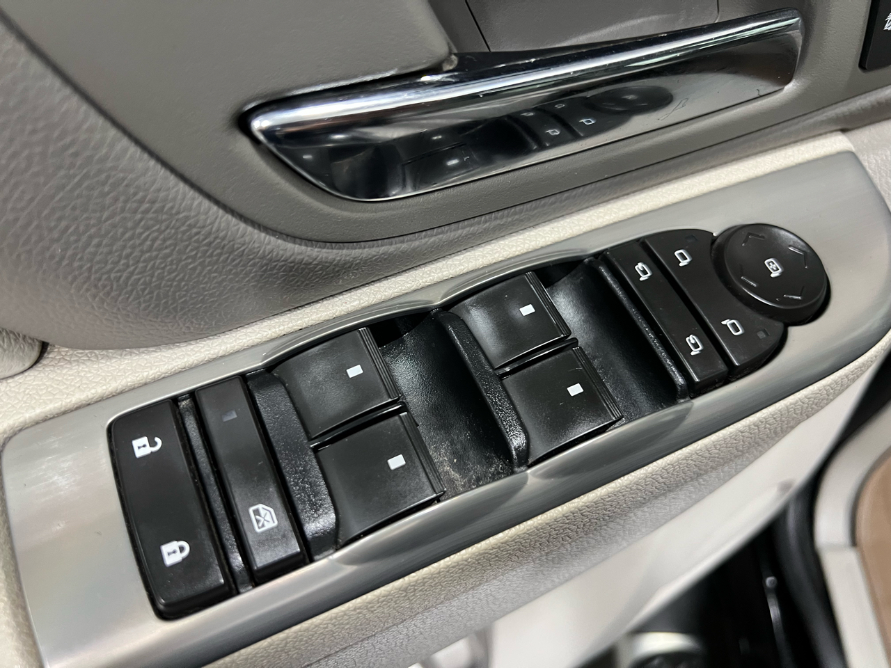 Chevrolet Avalanche LT 4WD 2010 Chevrolet Avalanche LT 4WD 2010