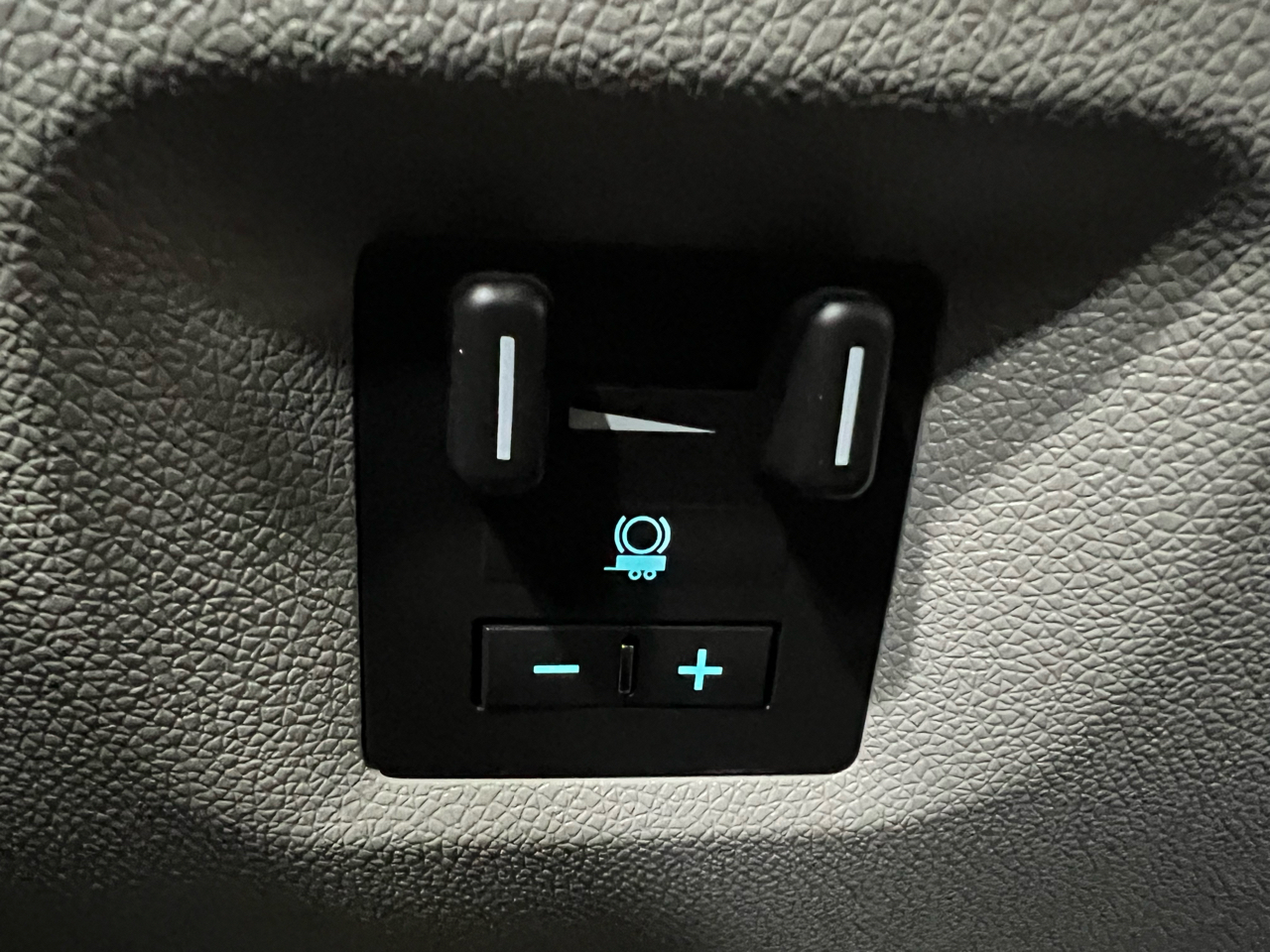 Chevrolet Avalanche LT 4WD 2010 Chevrolet Avalanche LT 4WD 2010