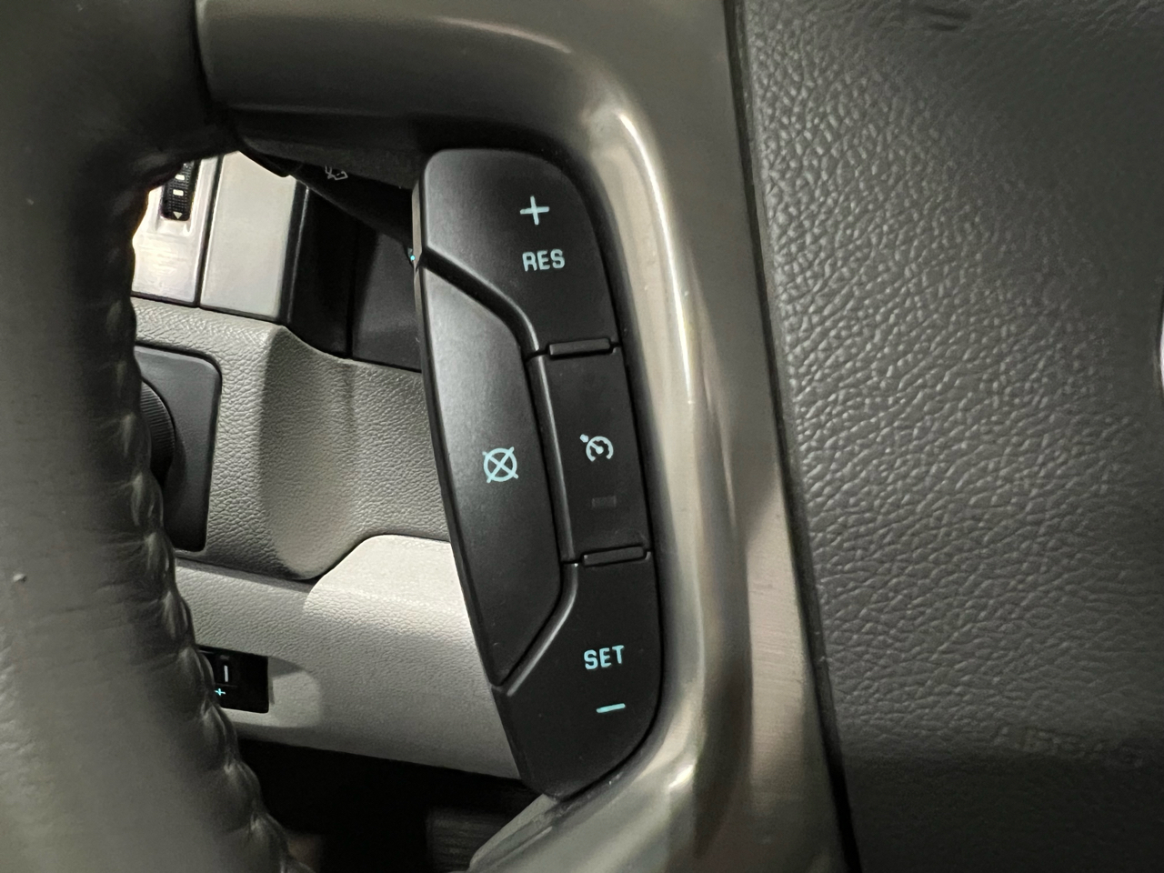 Chevrolet Avalanche LT 4WD 2010 Chevrolet Avalanche LT 4WD 2010