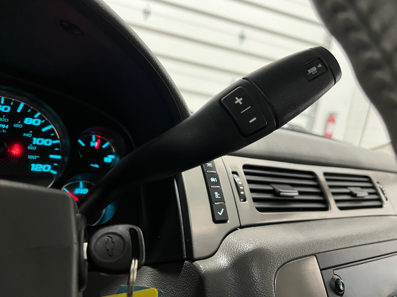 Chevrolet Avalanche LT 4WD 2010 Chevrolet Avalanche LT 4WD 2010