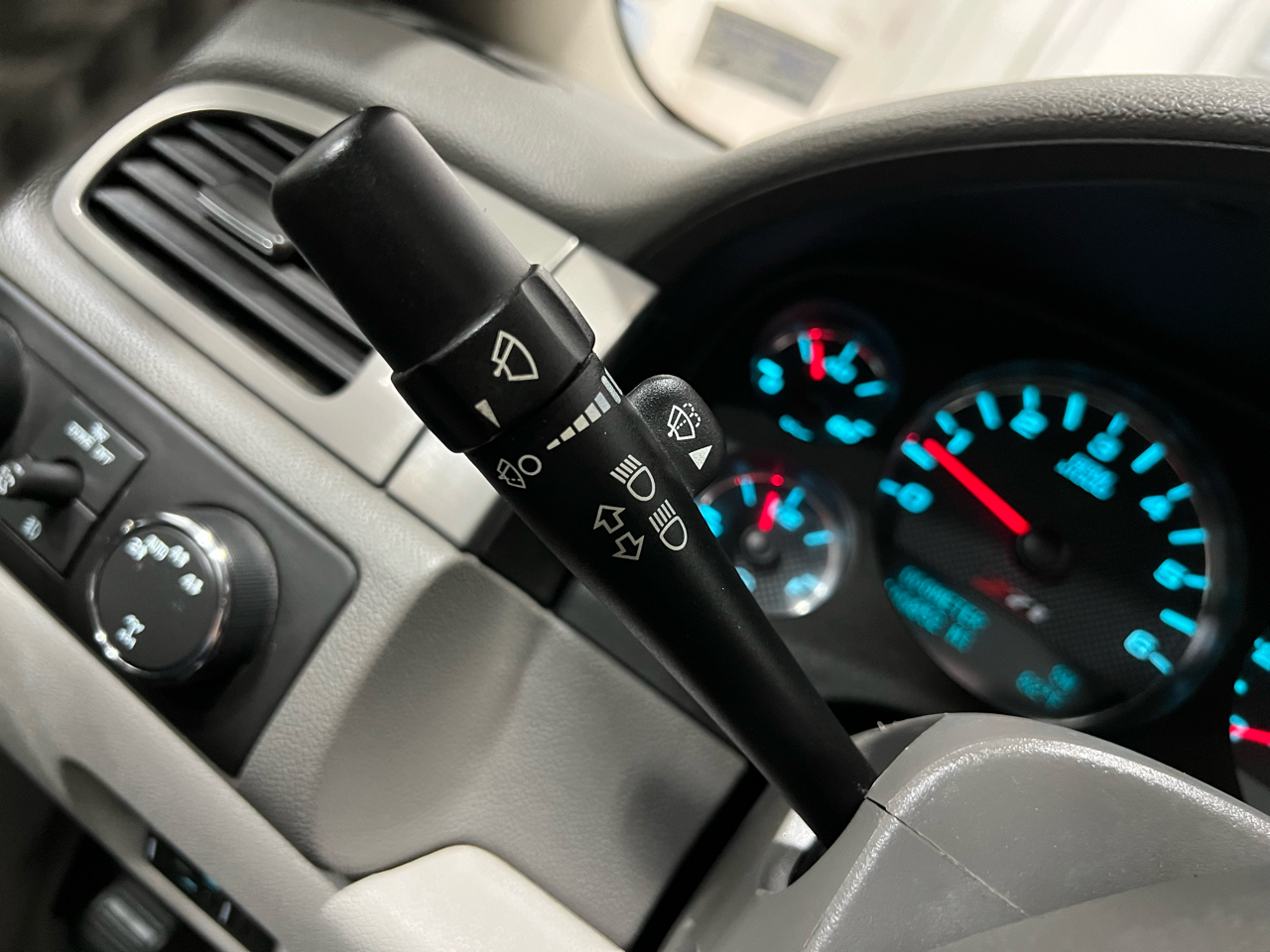 Chevrolet Avalanche LT 4WD 2010 Chevrolet Avalanche LT 4WD 2010