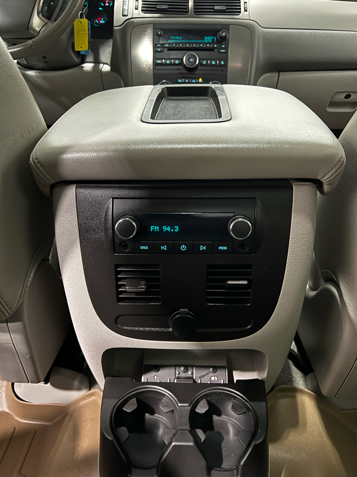 Chevrolet Avalanche LT 4WD 2010 Chevrolet Avalanche LT 4WD 2010