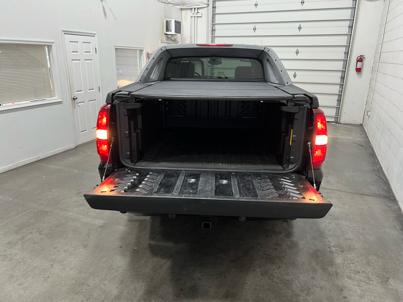 Chevrolet Avalanche LT 4WD 2010 Chevrolet Avalanche LT 4WD 2010