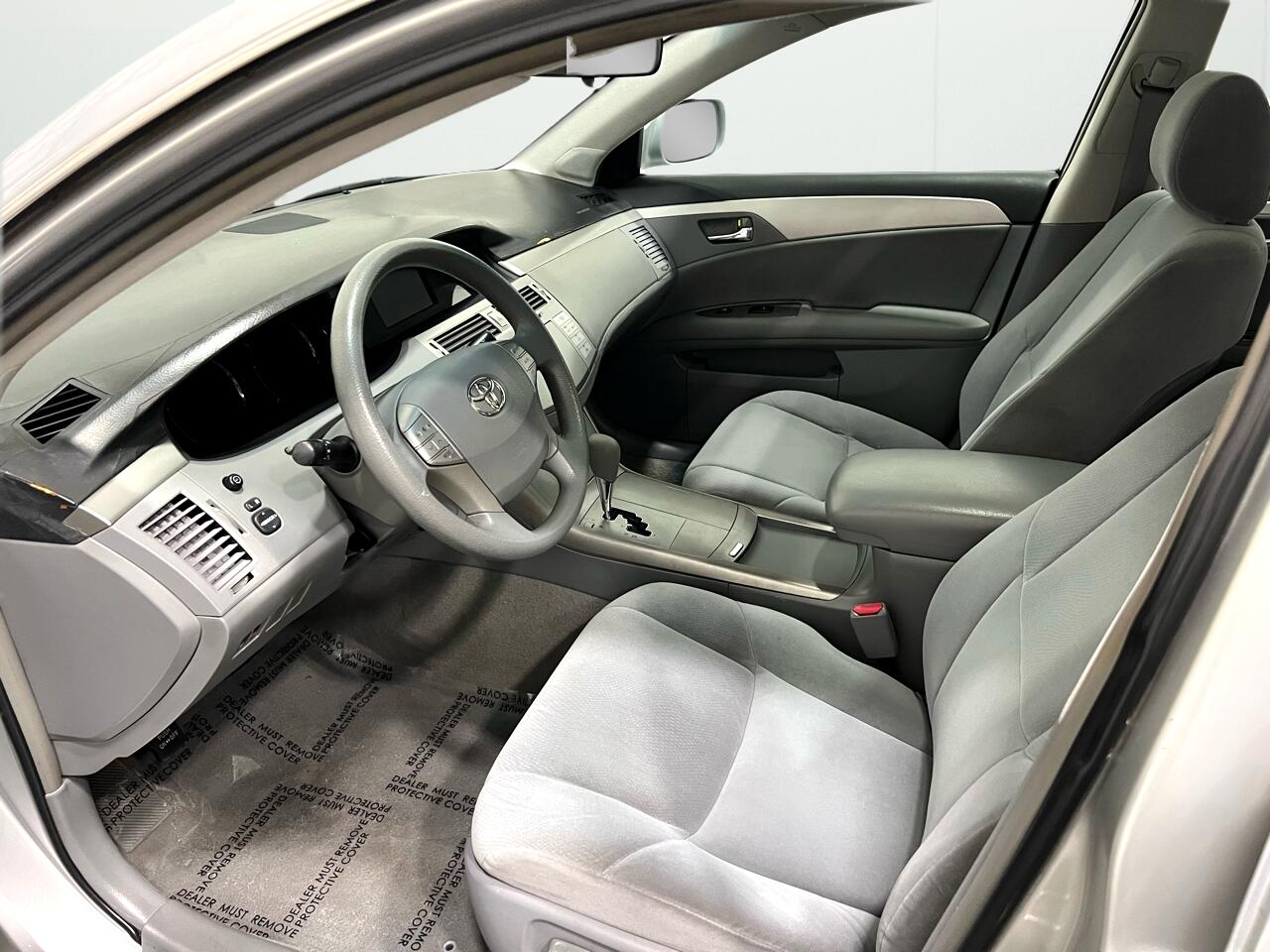 Toyota Avalon XLS 2008