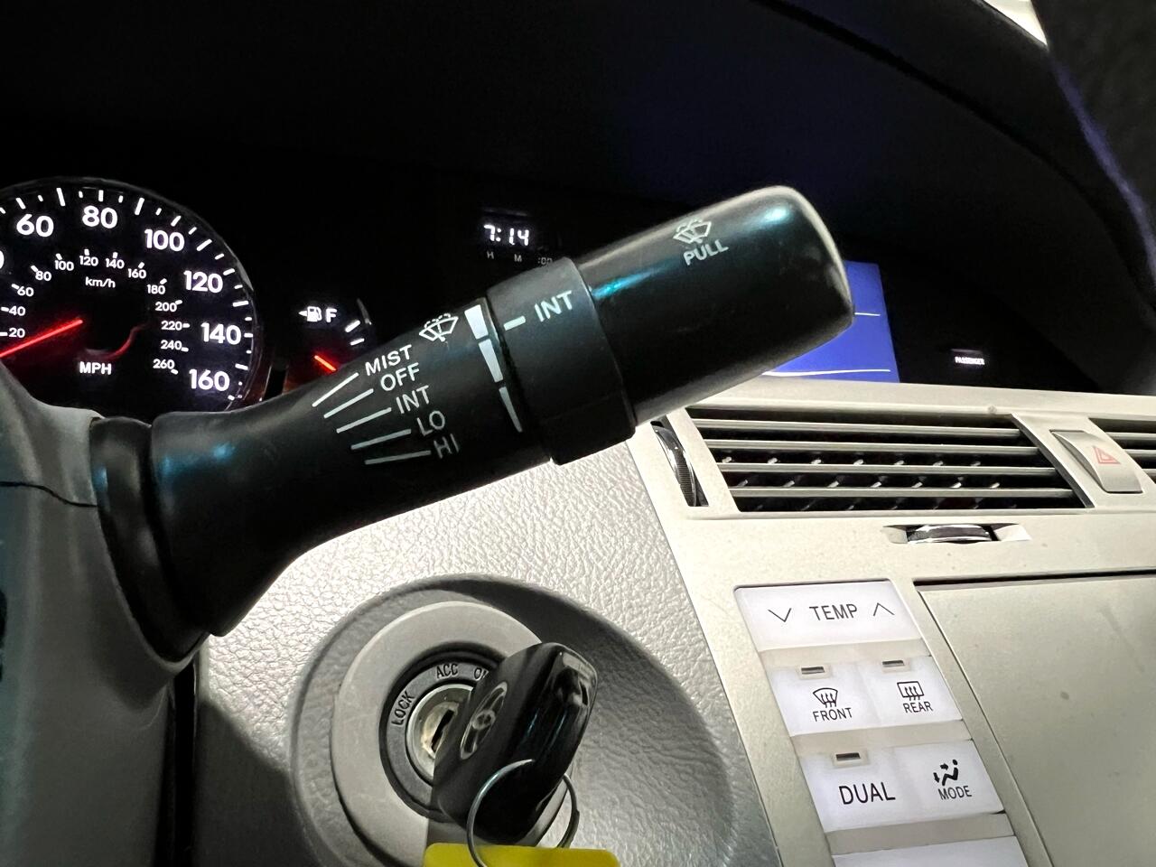 Toyota Avalon XLS 2008