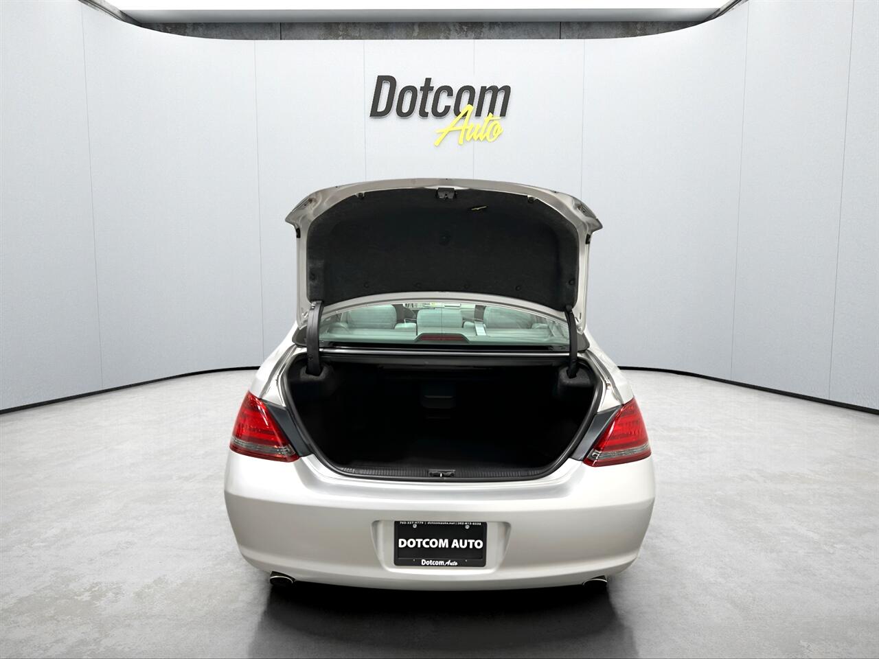 Toyota Avalon XLS 2008