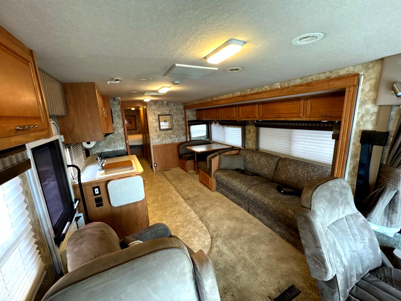 Ford Stripped Chassis Motorhome  2007