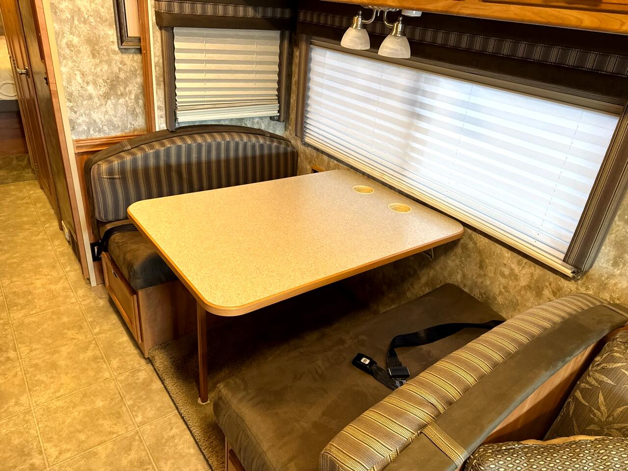 Ford Stripped Chassis Motorhome  2007