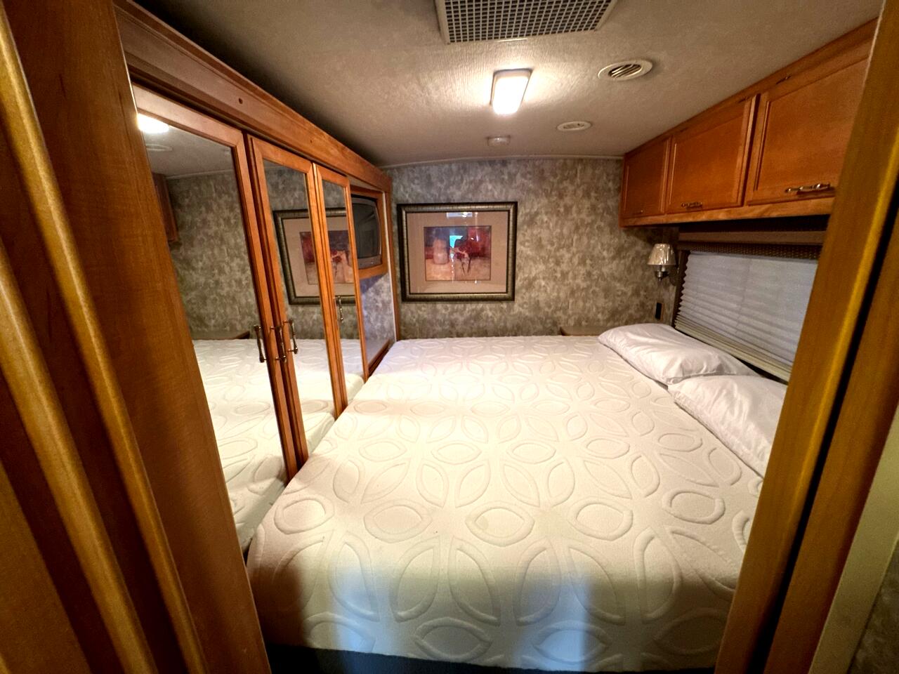 Ford Stripped Chassis Motorhome  2007