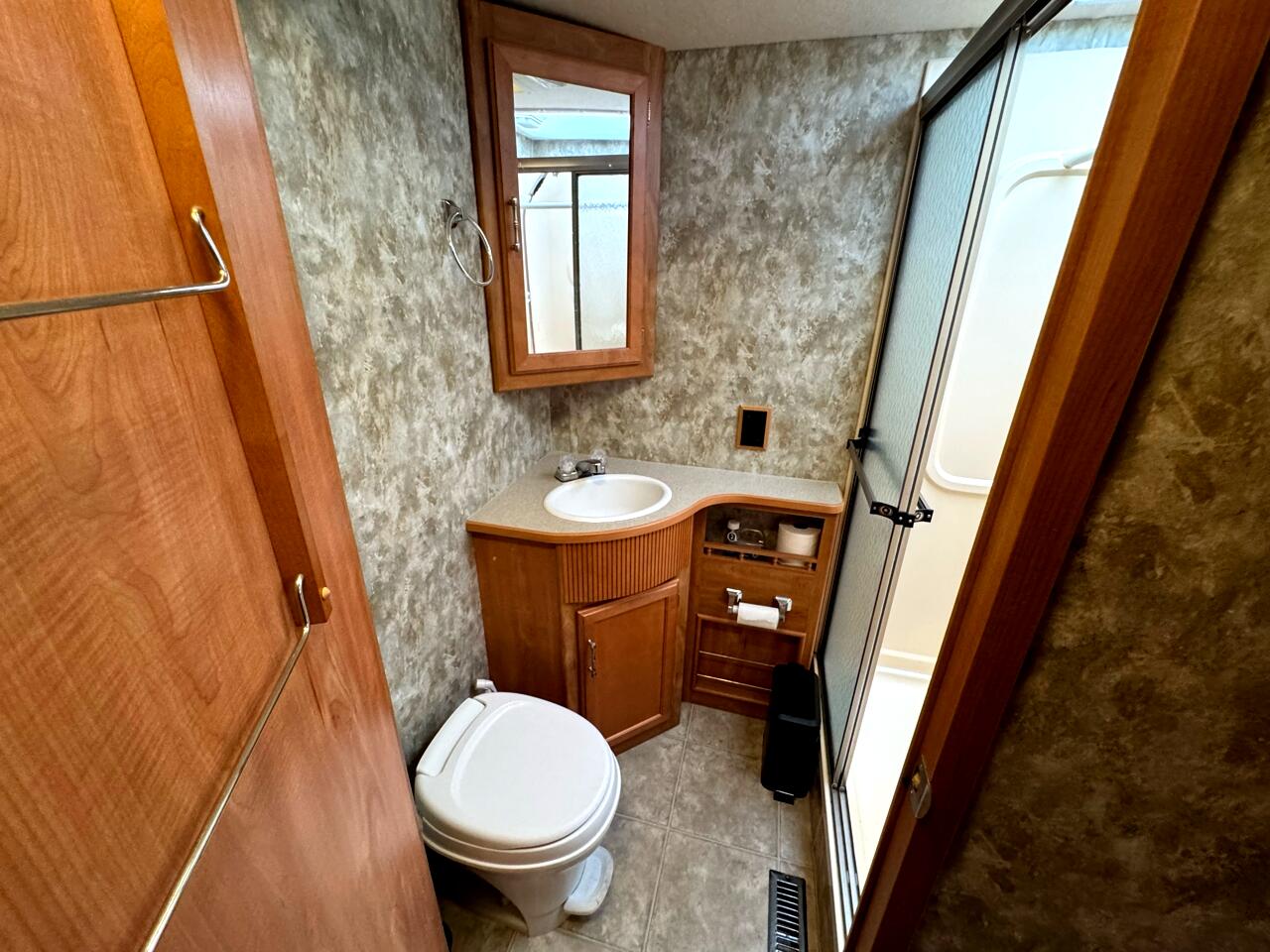 Ford Stripped Chassis Motorhome  2007