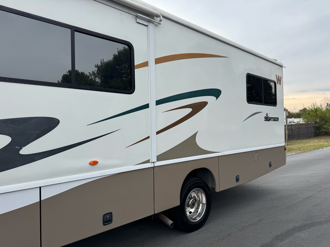 Ford Stripped Chassis Motorhome  2007