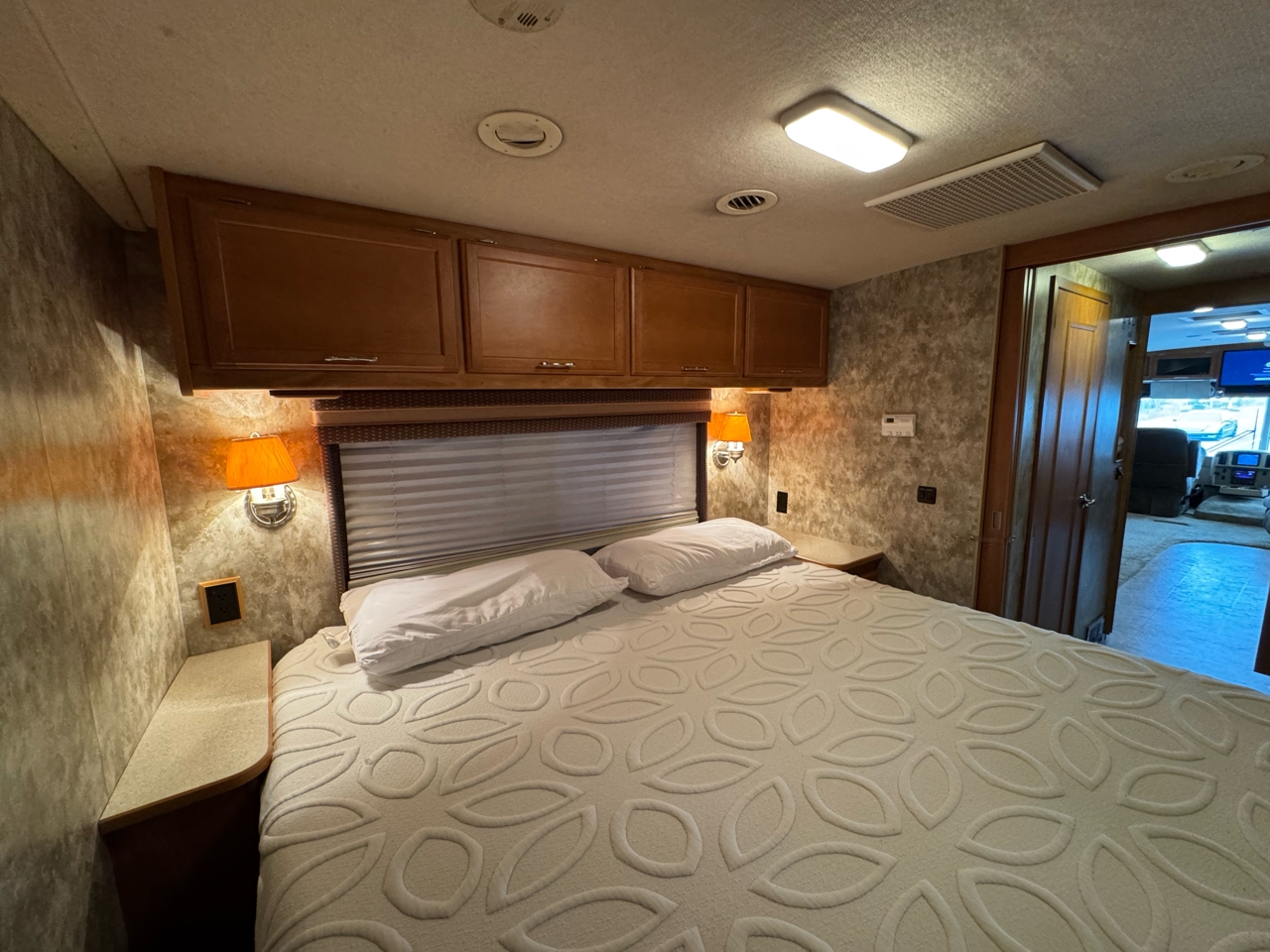 Ford Stripped Chassis Motorhome  2007