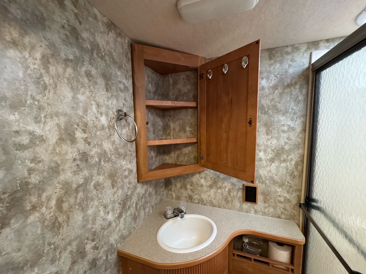 Ford Stripped Chassis Motorhome  2007