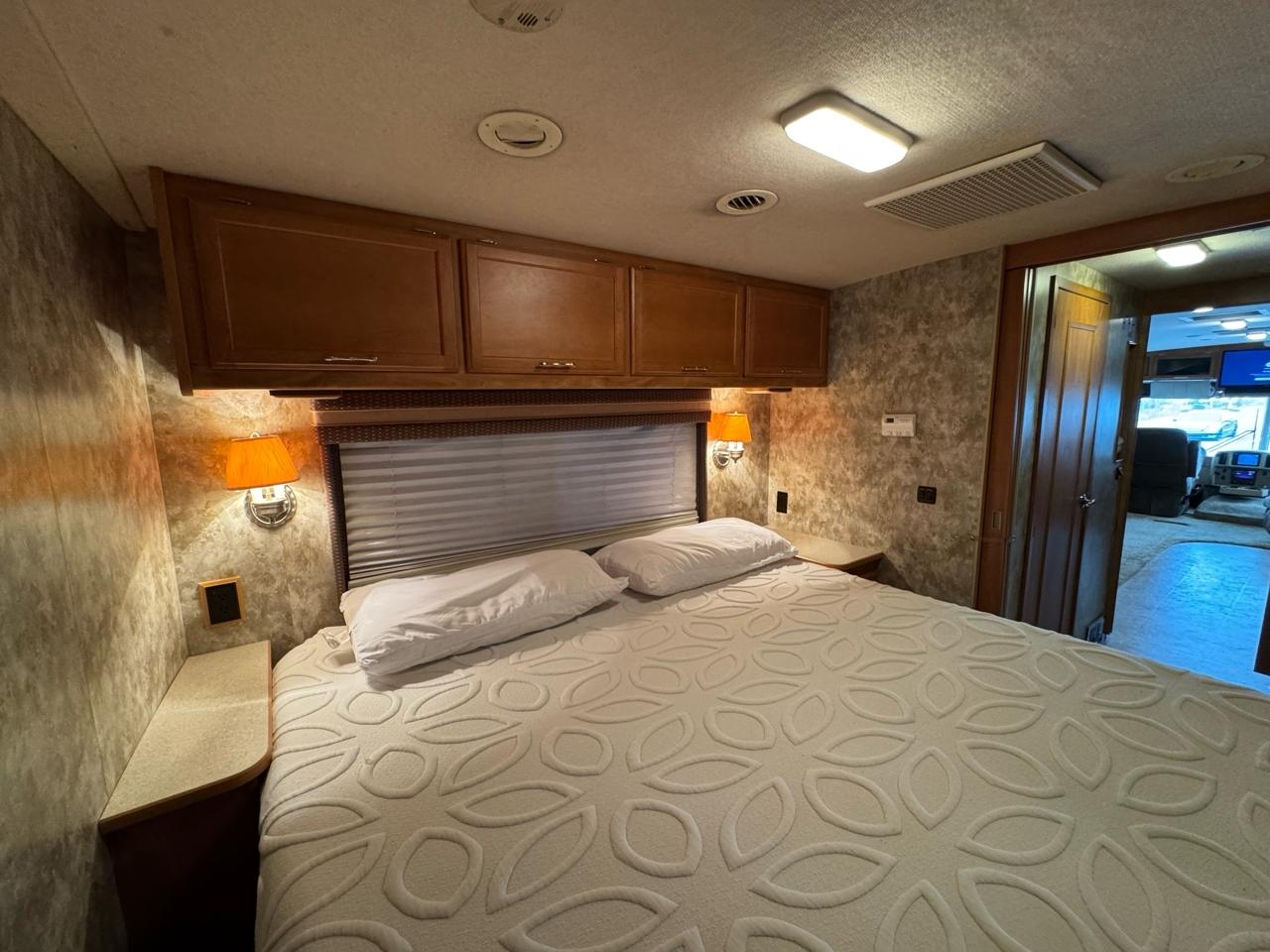 Ford Stripped Chassis Motorhome  2007