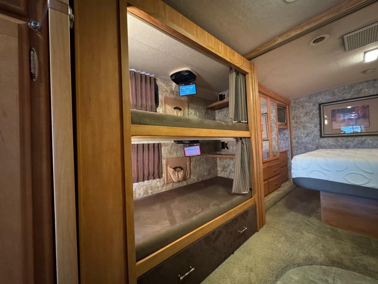 Ford Stripped Chassis Motorhome  2007