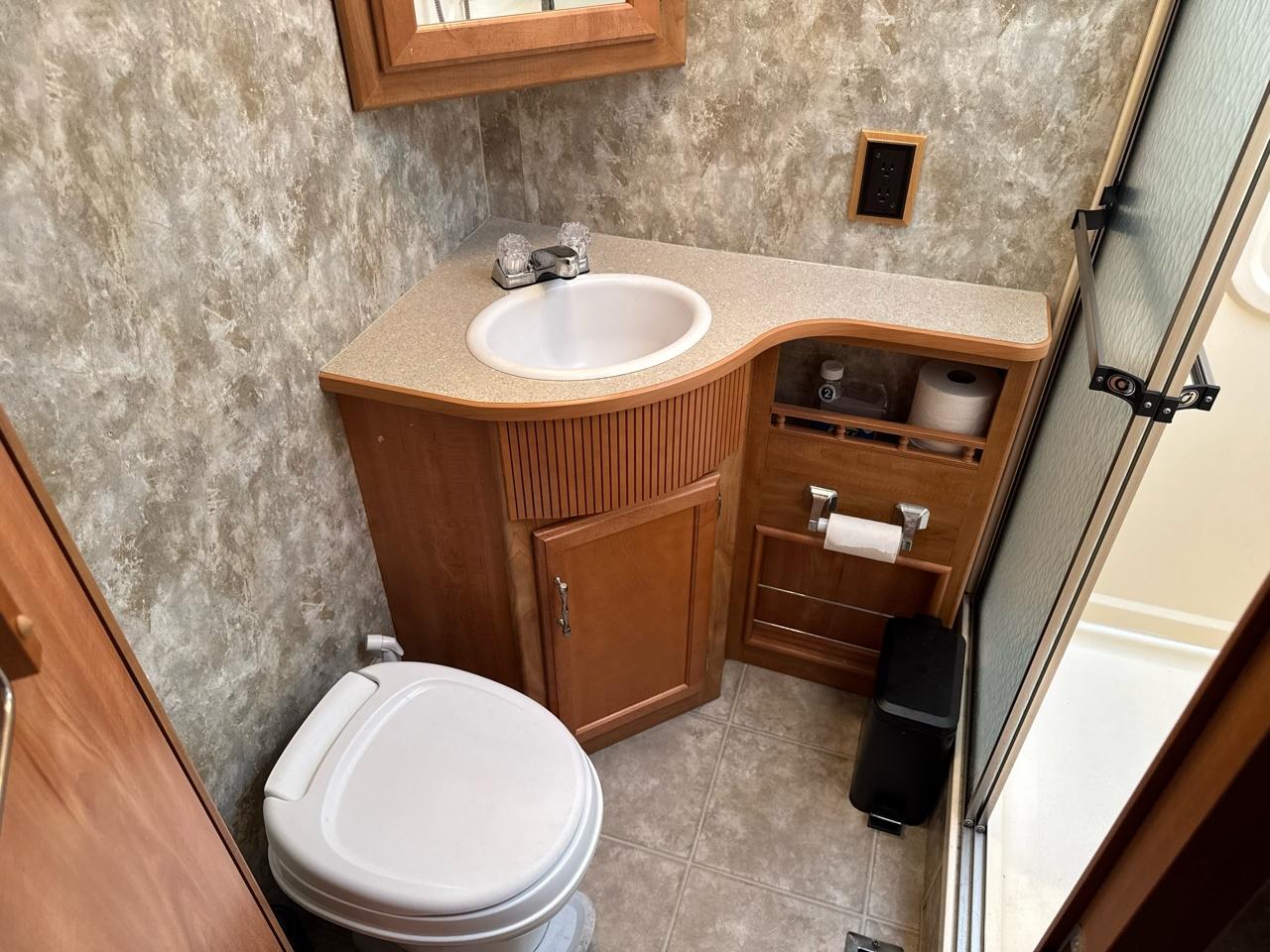 Ford Stripped Chassis Motorhome  2007