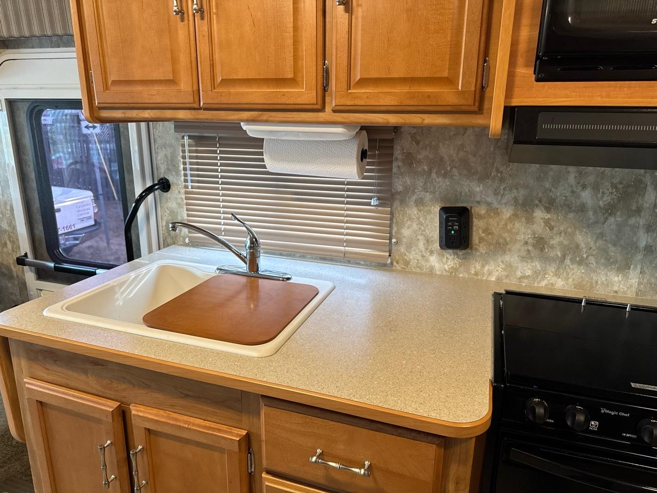 Ford Stripped Chassis Motorhome  2007