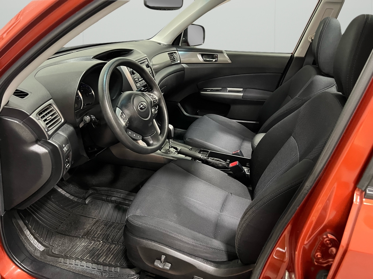 Subaru Forester 2.5X Premium 2011