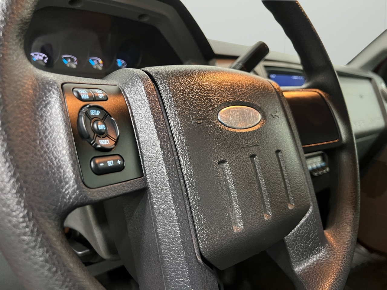 Ford F-350 SD XLT SuperCab Long Bed 4WD 2012