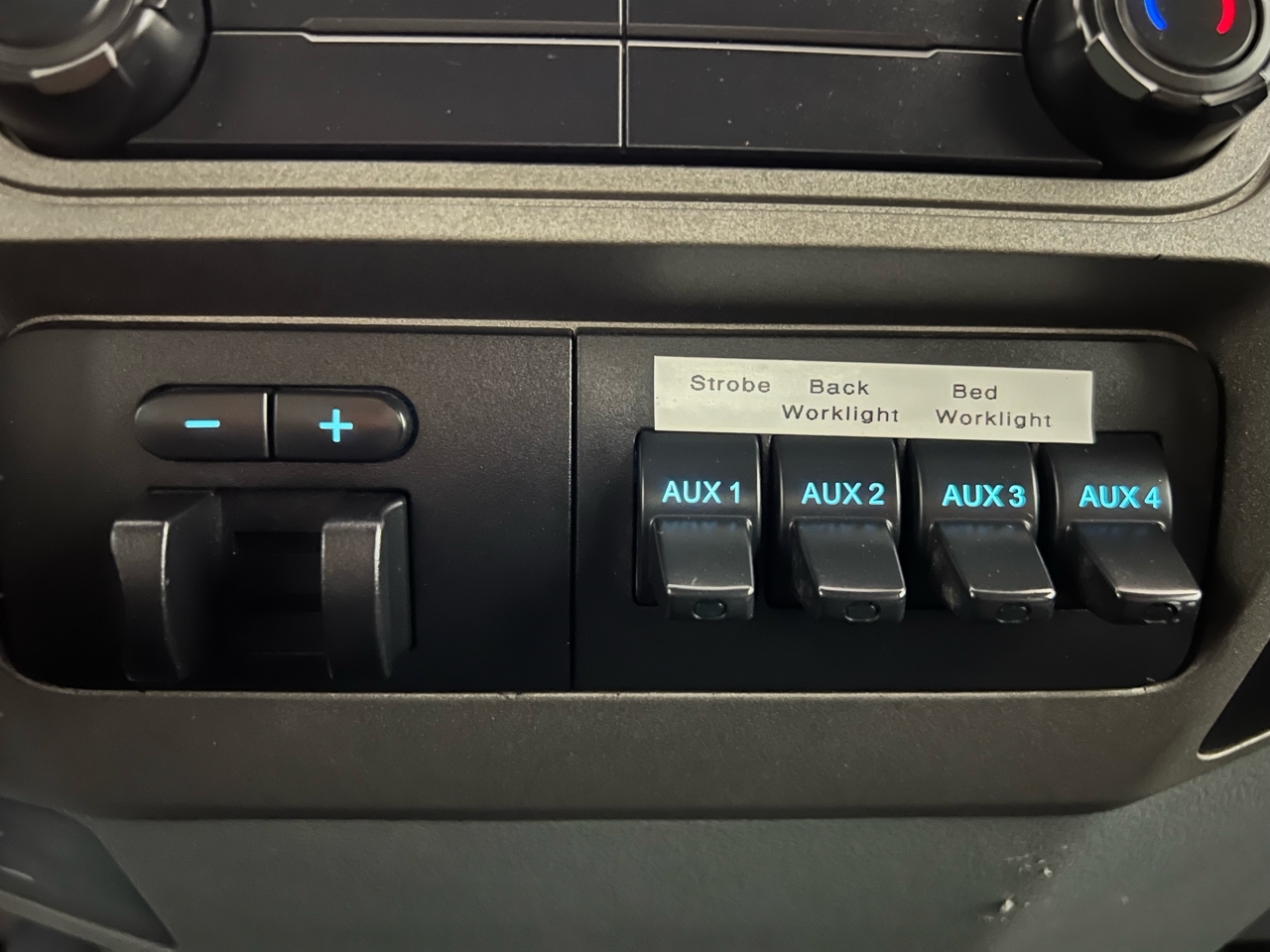 Ford F-350 SD XLT SuperCab Long Bed 4WD 2012