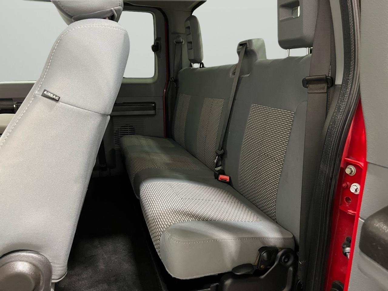 Ford F-350 SD XLT SuperCab Long Bed 4WD 2012