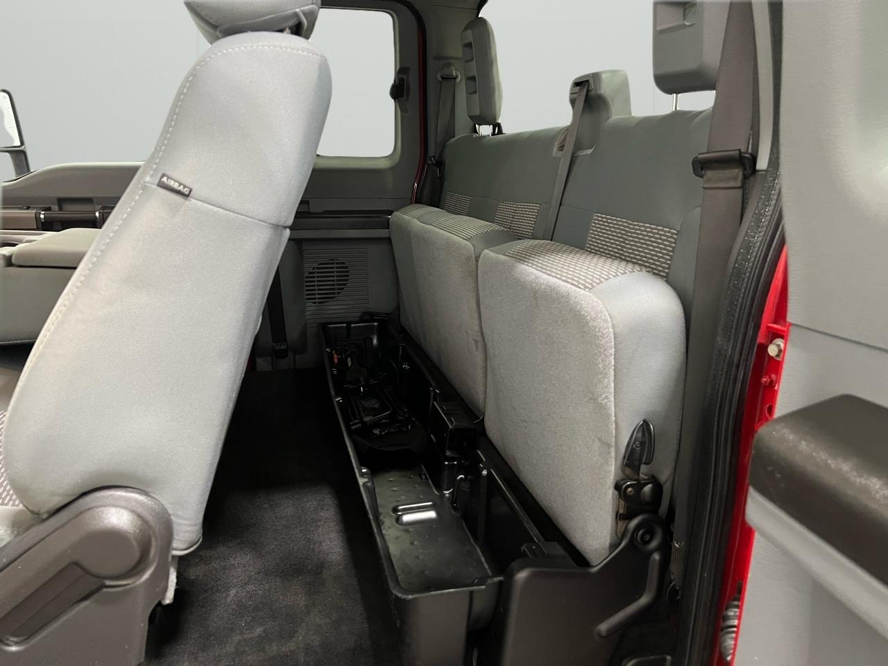 Ford F-350 SD XLT SuperCab Long Bed 4WD 2012