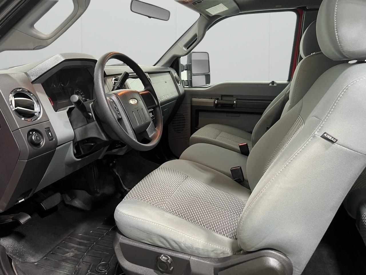 Ford F-350 SD XLT SuperCab Long Bed 4WD 2012