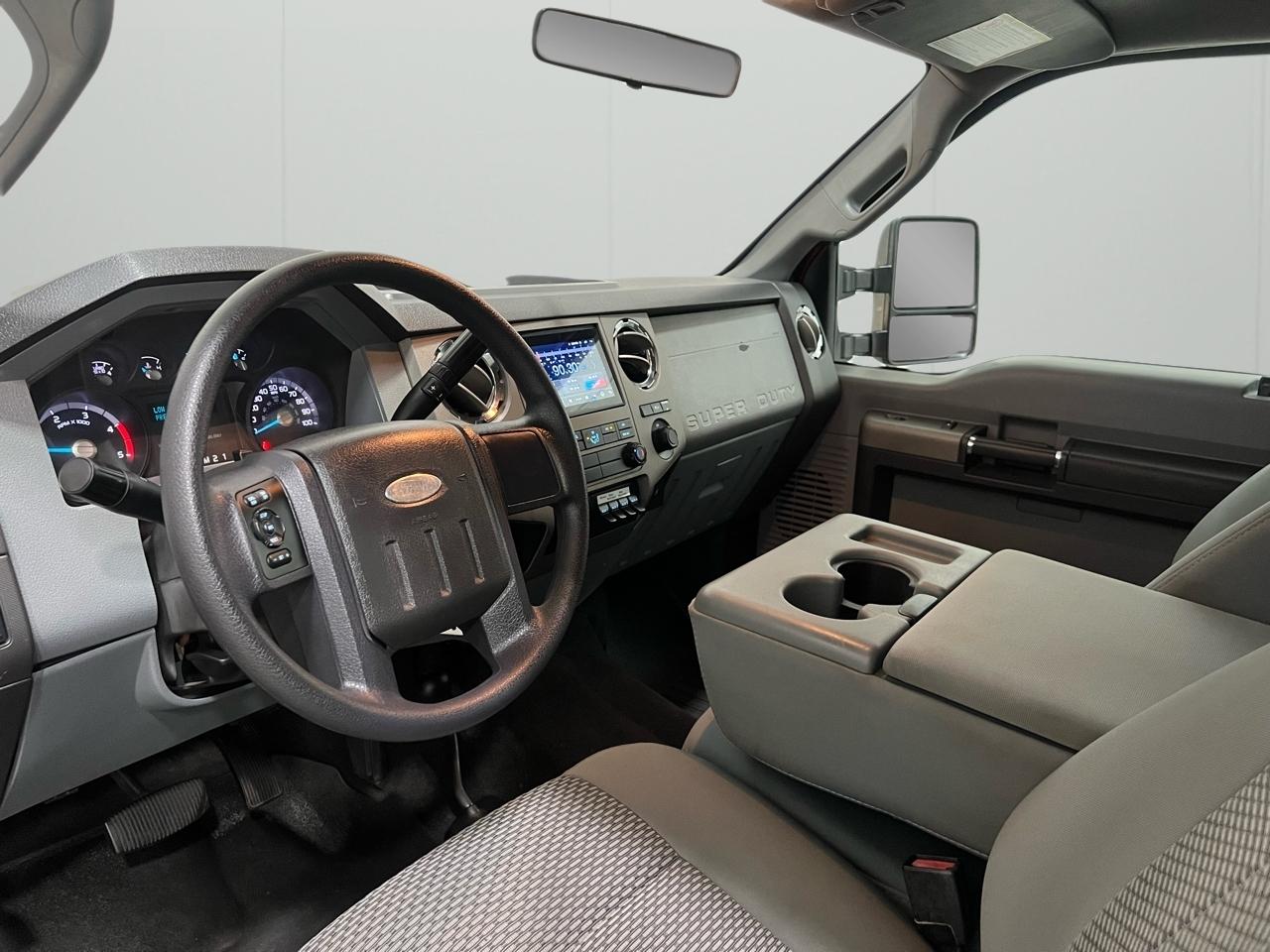 Ford F-350 SD XLT SuperCab Long Bed 4WD 2012