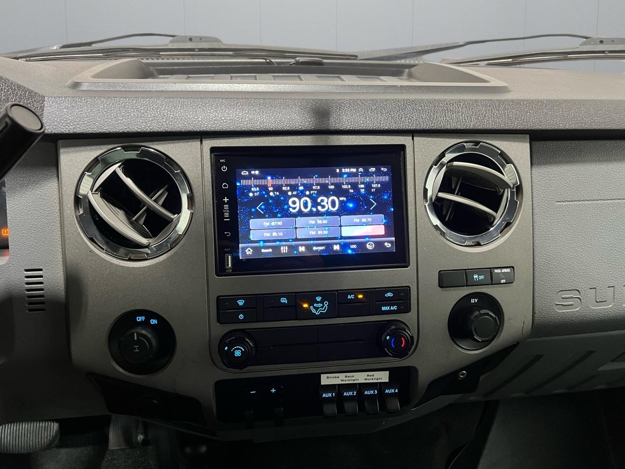 Ford F-350 SD XLT SuperCab Long Bed 4WD 2012