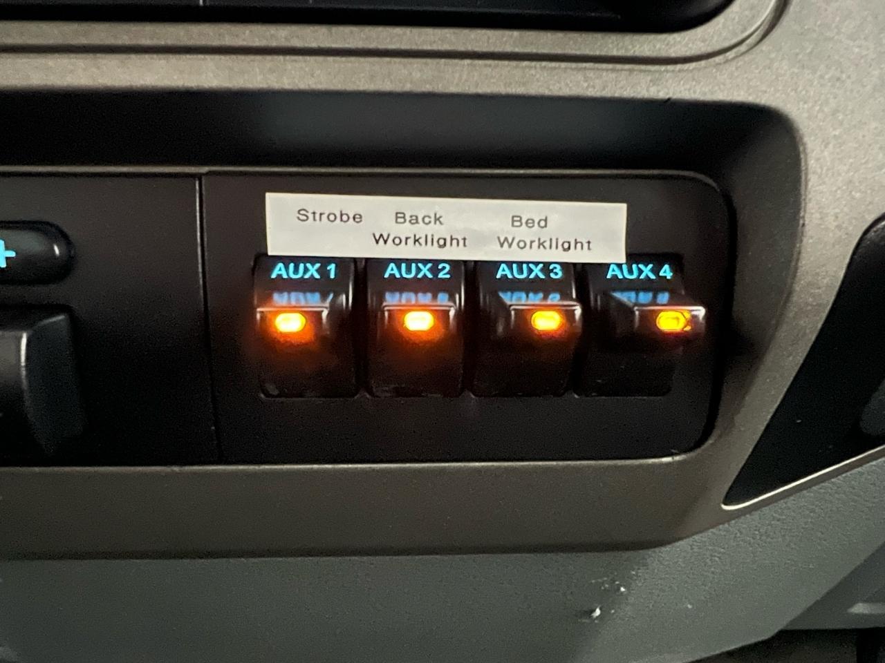 Ford F-350 SD XLT SuperCab Long Bed 4WD 2012