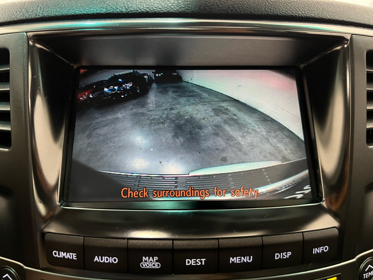 2009 Lexus LX 570 photo 60