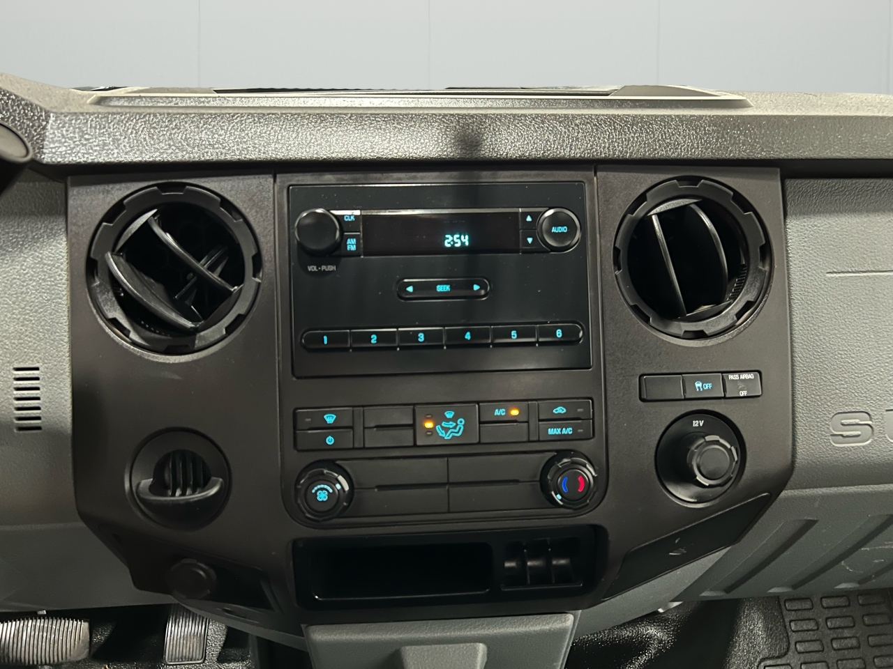 Ford F-250 SD XL 2WD 2013