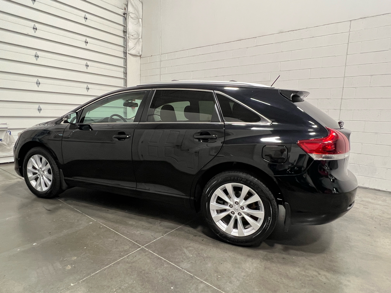 2013 Toyota Venza LE photo 4
