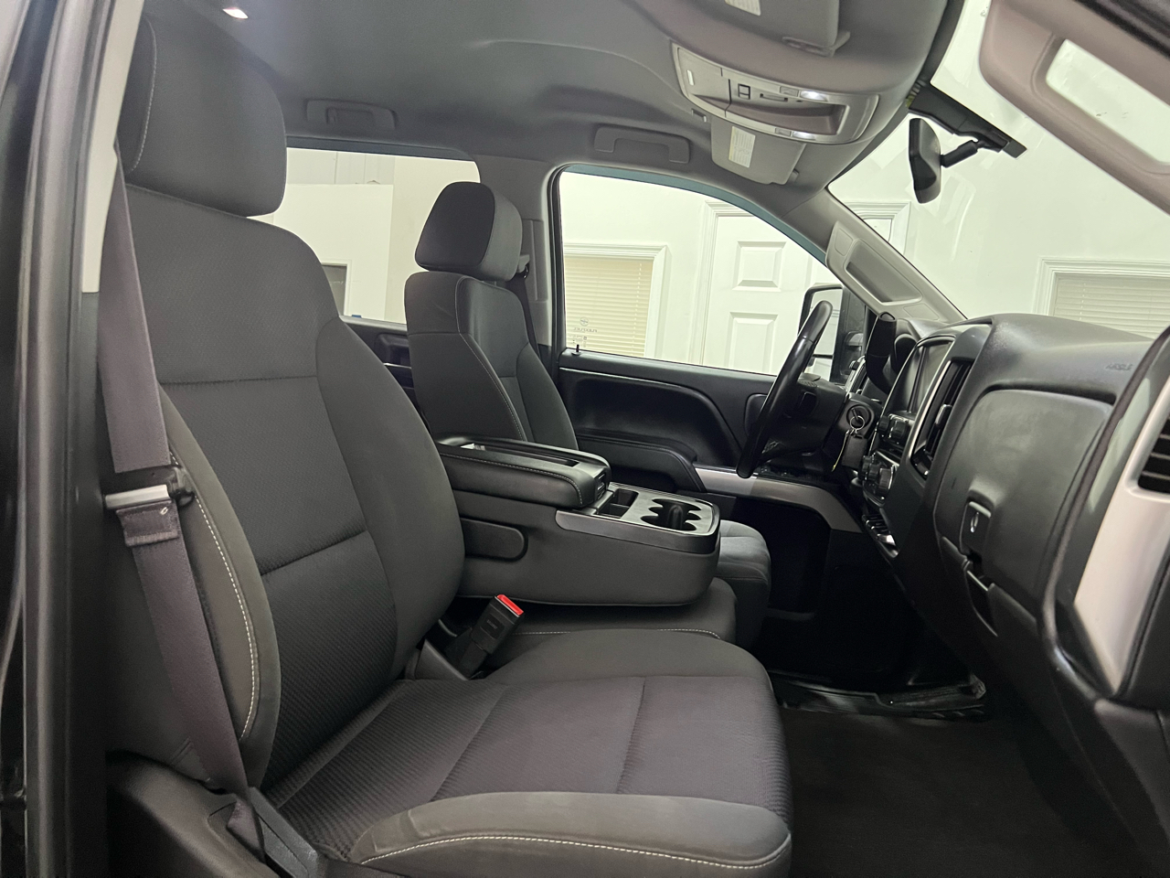 2015 Chevrolet Silverado 2500HD photo 22
