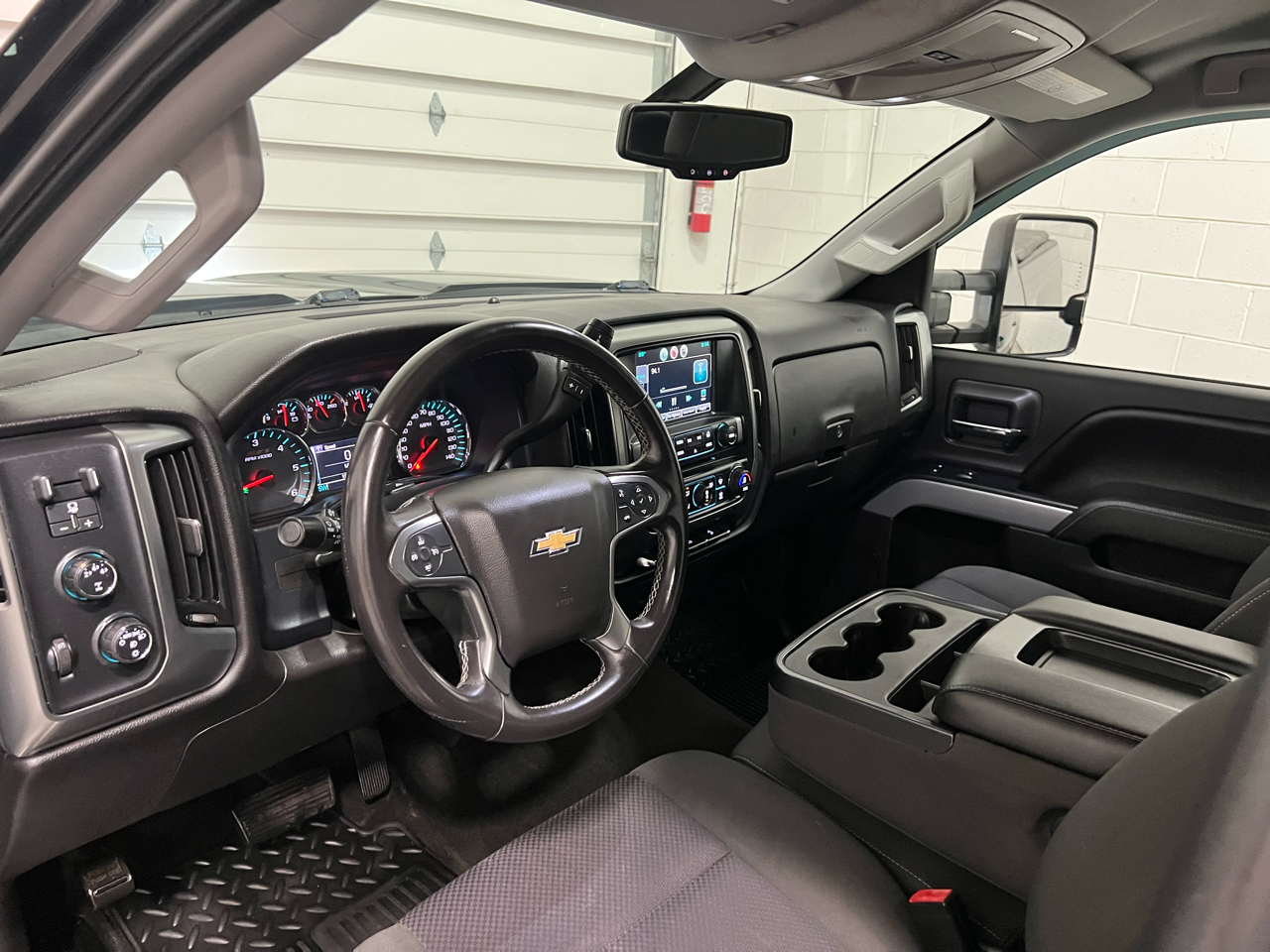 2015 Chevrolet Silverado 2500HD photo 46