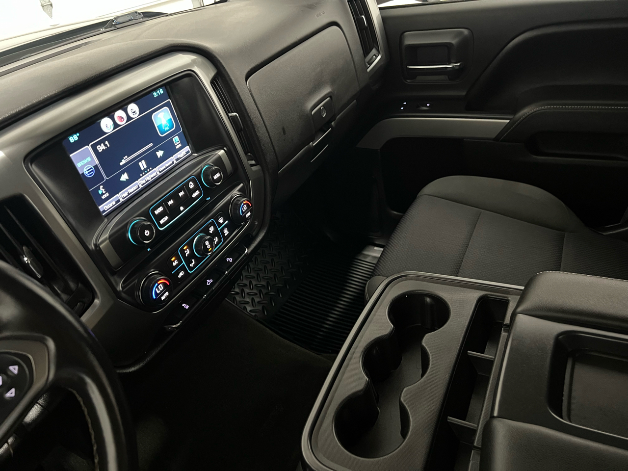 2015 Chevrolet Silverado 2500HD photo 53