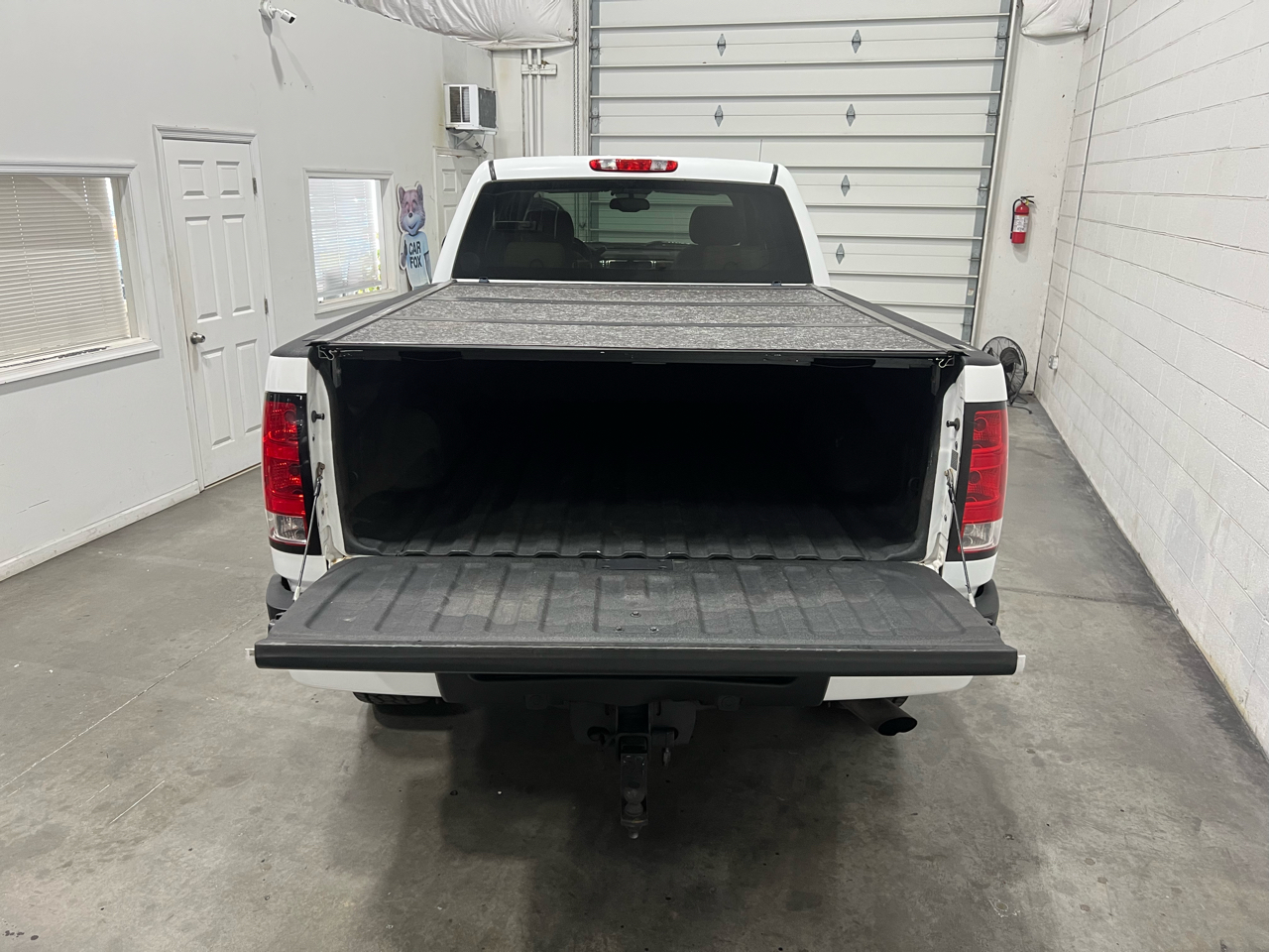 GMC Sierra 2500HD Denali Crew Cab 4WD 2011 GMC Sierra 2500HD Denali Crew Cab 4WD 2011