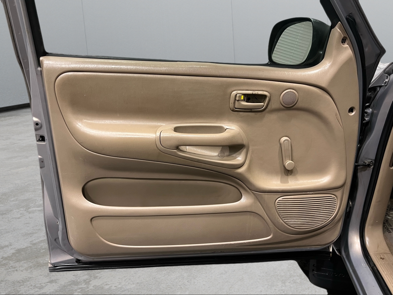 Toyota Tundra Regular Cab 2WD 2000