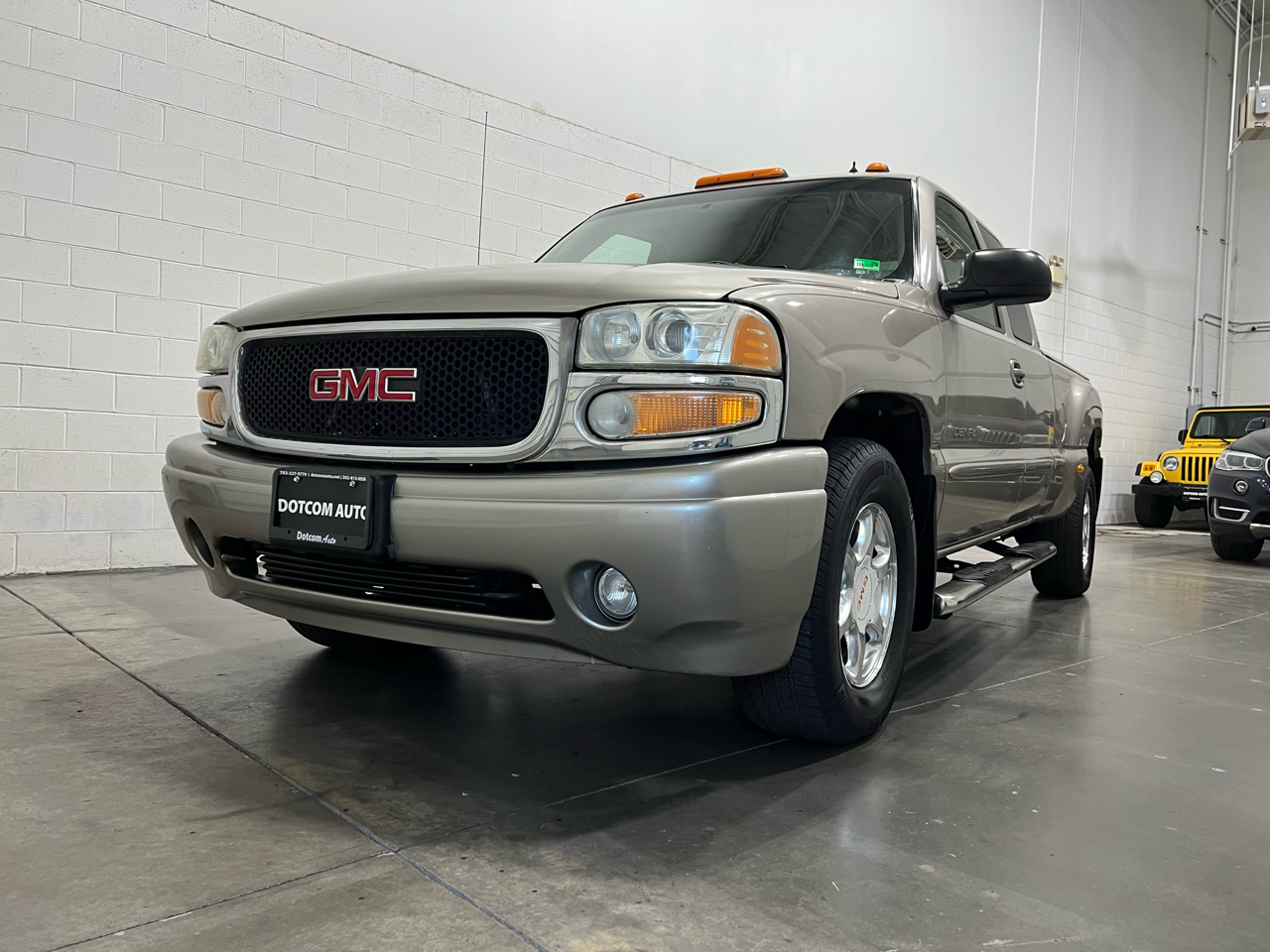 GMC Sierra 1500 Denali Ext. Cab AWD 2002 GMC Sierra 1500 Denali Ext. Cab AWD 2002