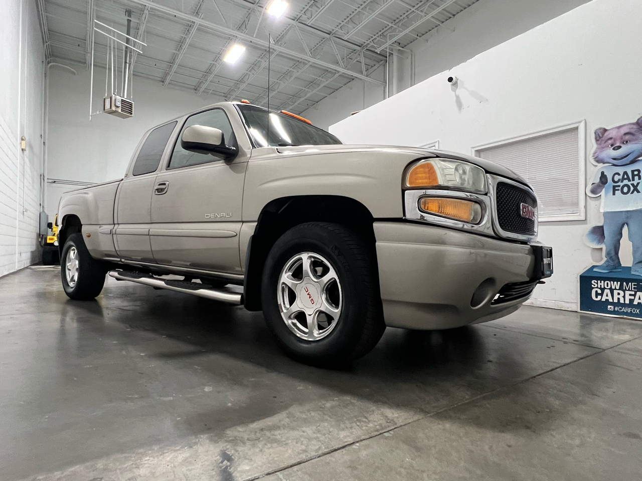 GMC Sierra 1500 Denali Ext. Cab AWD 2002 GMC Sierra 1500 Denali Ext. Cab AWD 2002