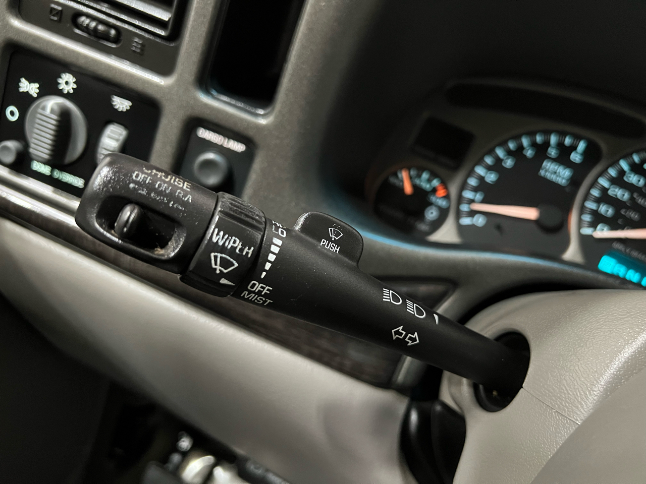 GMC Sierra 1500 Denali Ext. Cab AWD 2002 GMC Sierra 1500 Denali Ext. Cab AWD 2002