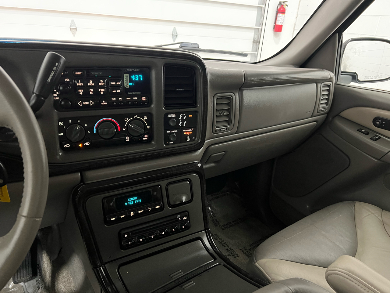 GMC Sierra 1500 Denali Ext. Cab AWD 2002 GMC Sierra 1500 Denali Ext. Cab AWD 2002