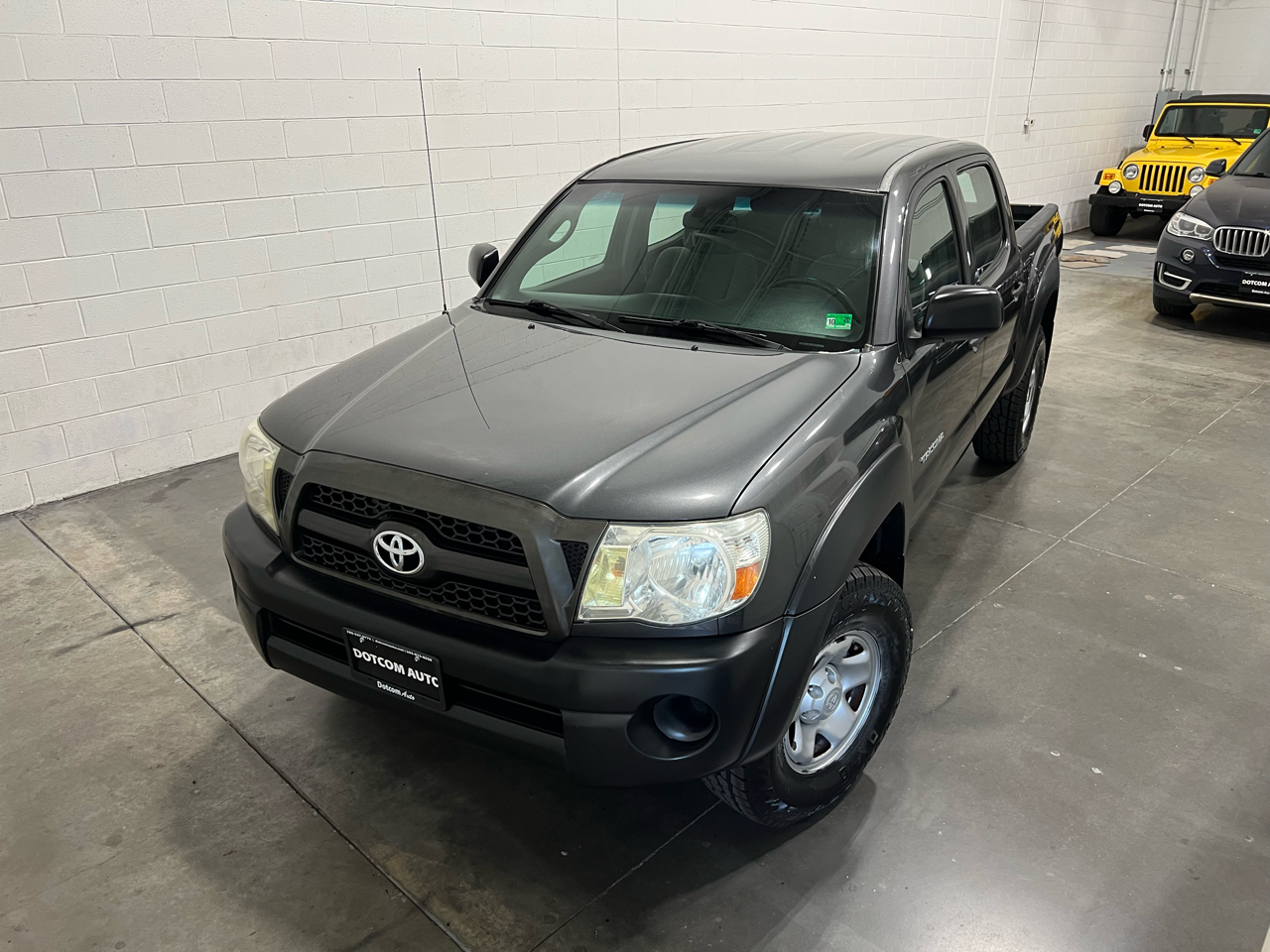 Toyota Tacoma Double Cab V6 4WD 2011 Toyota Tacoma Double Cab V6 4WD 2011