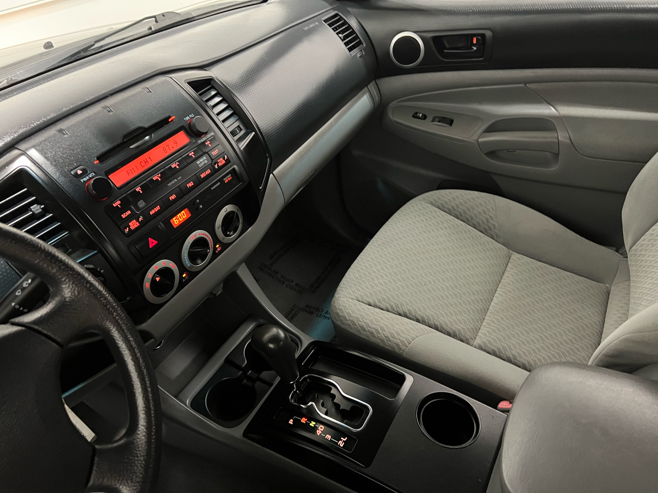 Toyota Tacoma Double Cab V6 4WD 2011 Toyota Tacoma Double Cab V6 4WD 2011