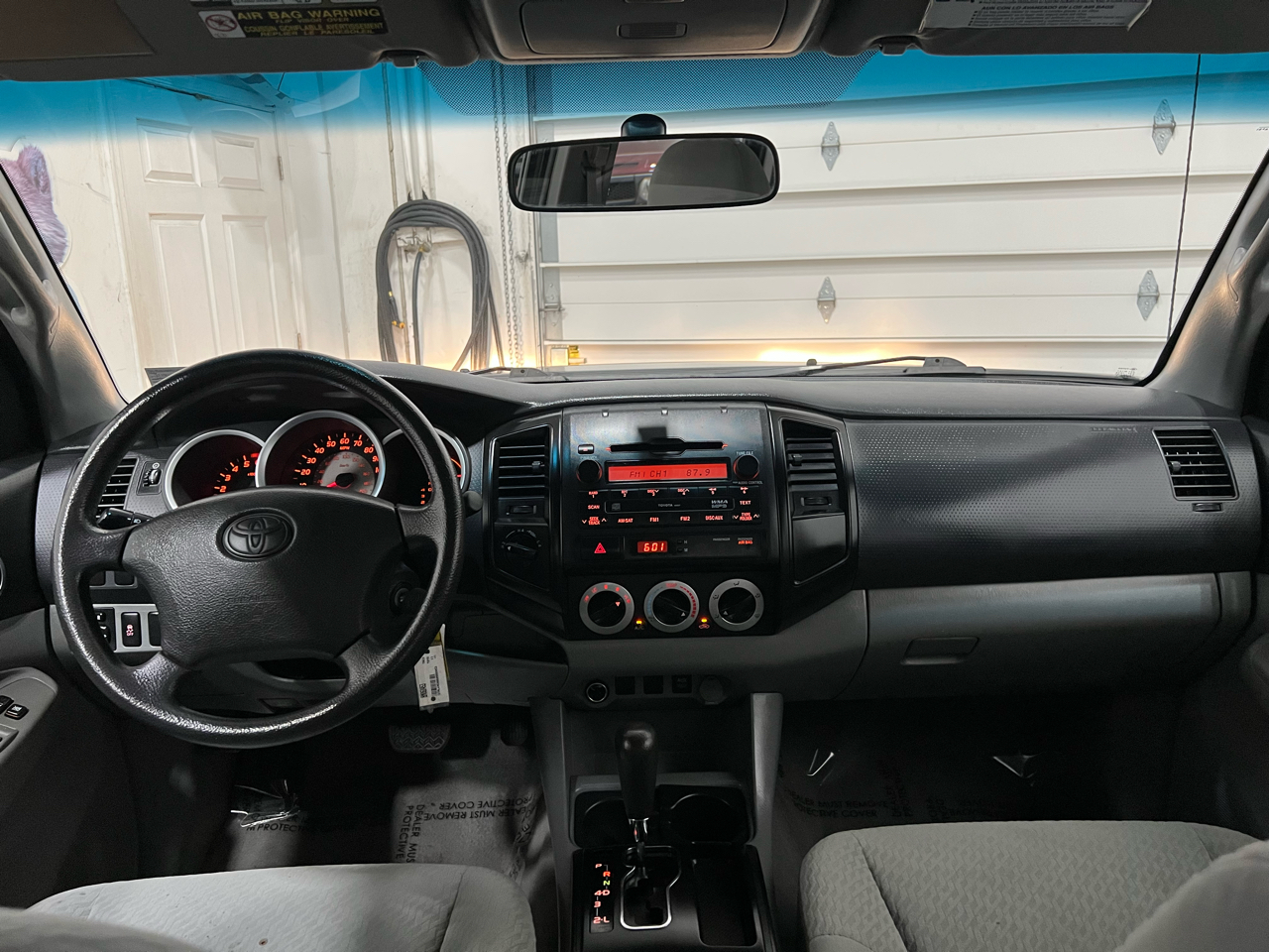 Toyota Tacoma Double Cab V6 4WD 2011 Toyota Tacoma Double Cab V6 4WD 2011