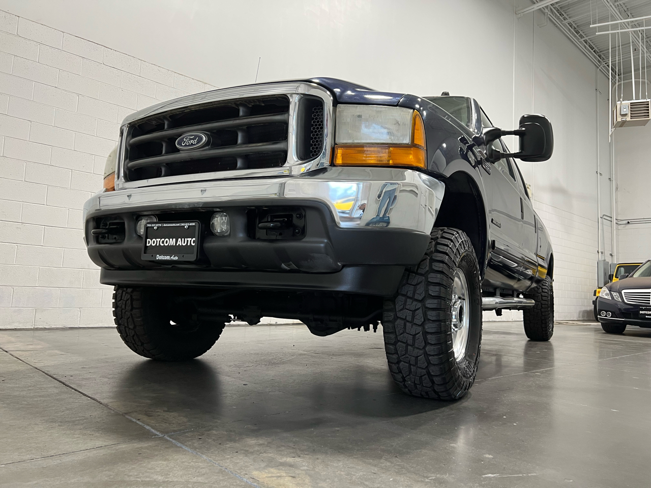 Ford F-350 SD Lariat Crew Cab Long Bed 4WD 2001 Ford F-350 SD Lariat Crew Cab Long Bed 4WD 2001