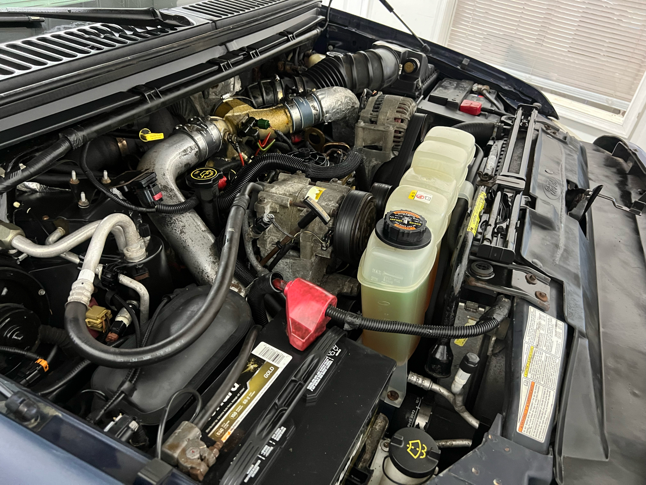 Ford F-350 SD Lariat Crew Cab Long Bed 4WD 2001 Ford F-350 SD Lariat Crew Cab Long Bed 4WD 2001